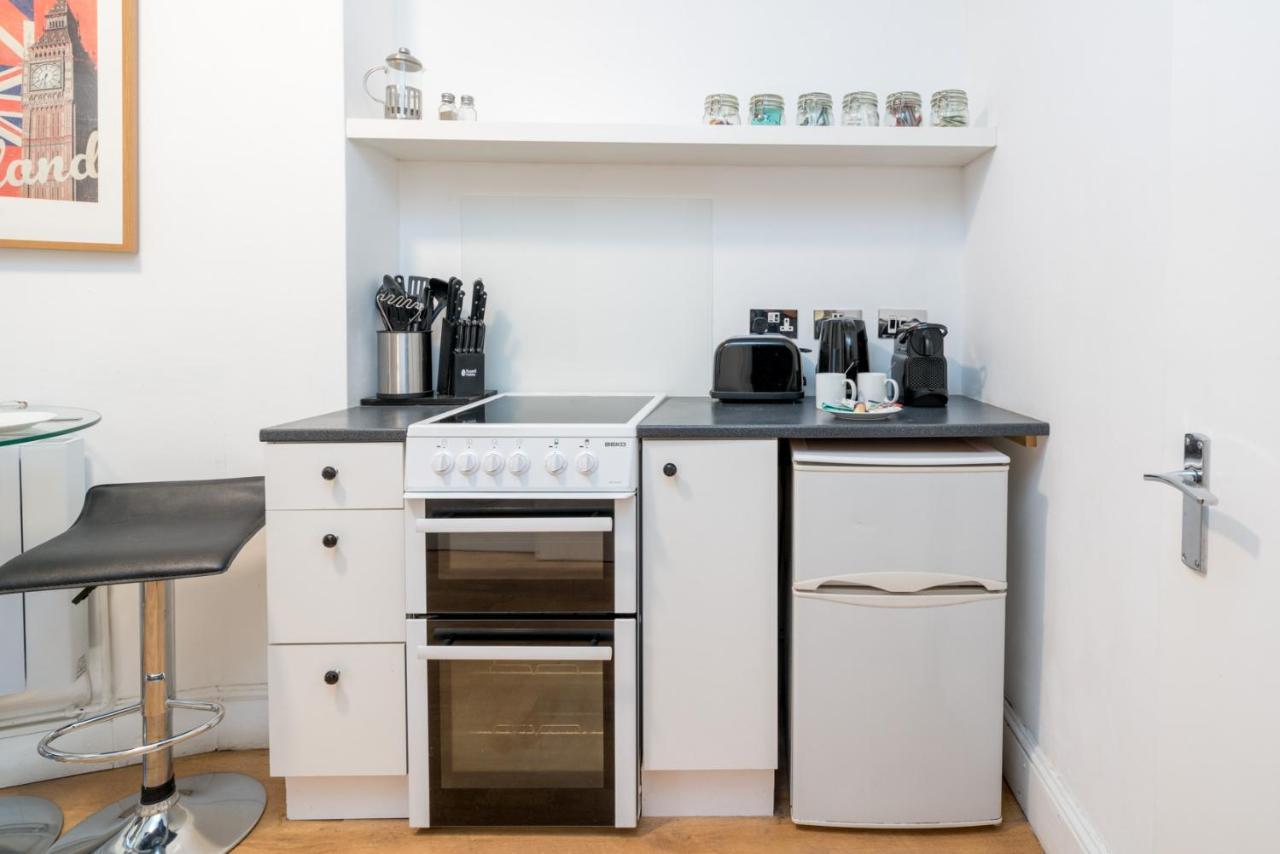 Soho & Covent Garden Apartment, Sleeps 3 Лондон Экстерьер фото